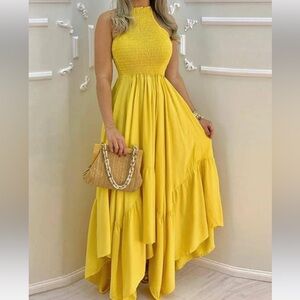 Elegant Yellow Sleeveless Dress